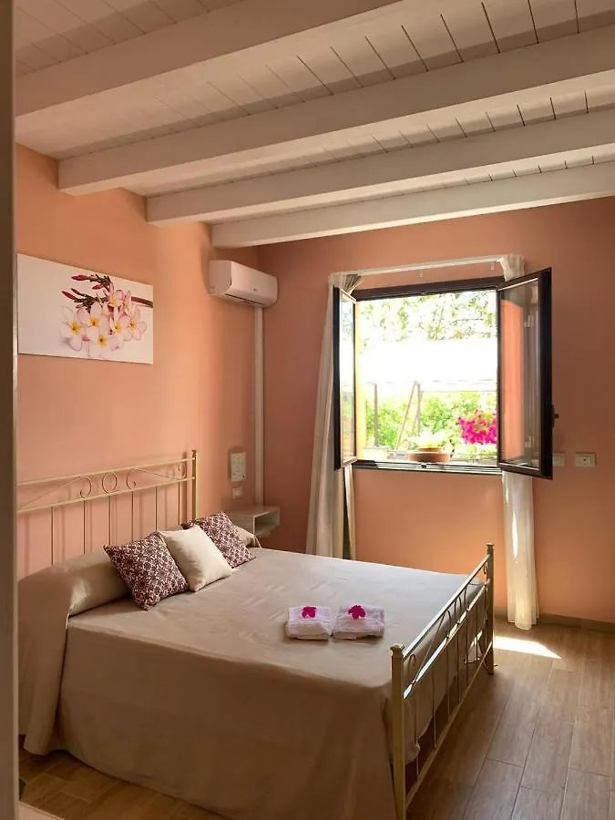 La Pomelia B&B Sofia Trappitello Bed & Breakfast